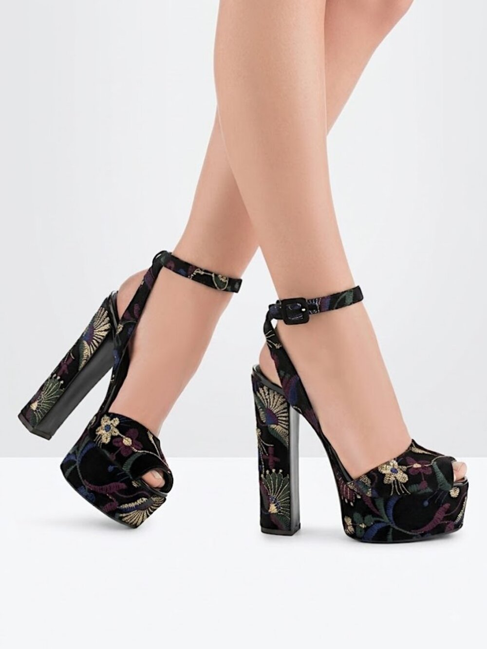 Giuseppe Zanotti Brocade Velvet Floral Embroidered Platform Heels Size 39